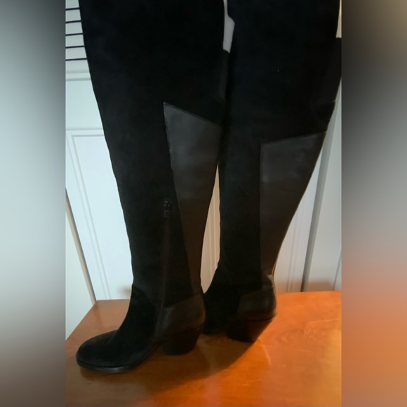 NAYA Over-the-Knee Boots - Picture 3 of 9